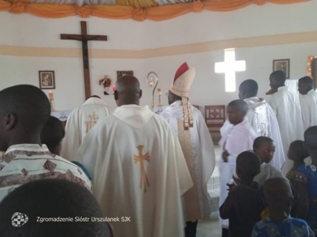 Mkiwa/ Tanzania - Poświęcenie kościoła